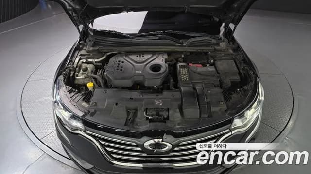2017 Renault SM6 2.0 GDe LE Sold VIN KNMA4C2BMHP051616 – front exterior 2017 Renault SM6 2.0 GDe LE Sold VIN KNMA4C2BMHP051616 – front exterior