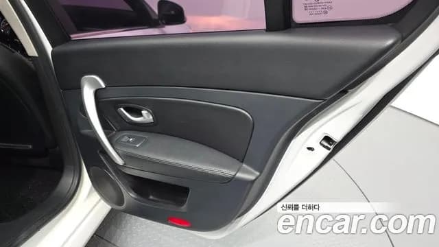 2018 Renault SM5 Nova Classic Sold VIN KNMA4C2BMJP165490 – engine bay 2018 Renault SM5 Nova Classic Sold VIN KNMA4C2BMJP165490 – engine bay