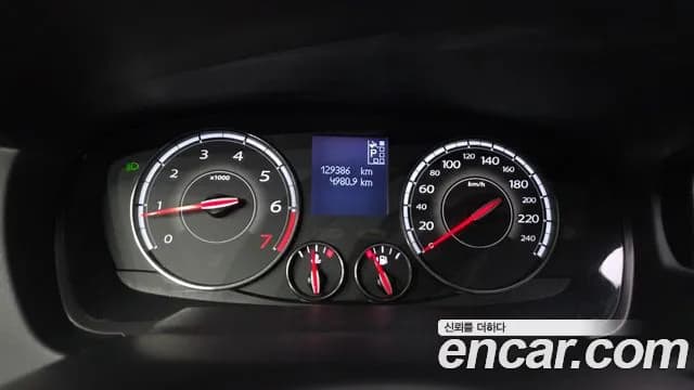2018 Renault SM5 Nova Classic Sold VIN KNMA4C2BMJP165490 – exterior detail 2018 Renault SM5 Nova Classic Sold VIN KNMA4C2BMJP165490 – exterior detail