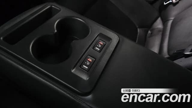 2019 Renault SM6 2.0 Prime SE Sold VIN KNMA4C2BMKP001639 – front exterior 2019 Renault SM6 2.0 Prime SE Sold VIN KNMA4C2BMKP001639 – front exterior