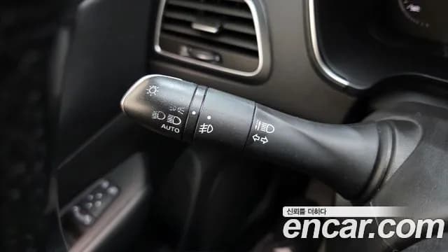 2019 Renault SM6 2.0 Prime SE Sold VIN KNMA4C2BMKP001639 – photo 30 2019 Renault SM6 2.0 Prime SE Sold VIN KNMA4C2BMKP001639 – photo 30