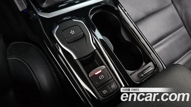 2019 Renault SM6 2.0 GDe LE Sold VIN KNMA4C2BMKP059156 – photo 19 2019 Renault SM6 2.0 GDe LE Sold VIN KNMA4C2BMKP059156 – photo 19