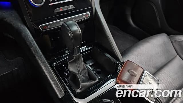2019 Renault SM6 2.0 GDe LE Sold VIN KNMA4C2BMKP059156 – photo 27 2019 Renault SM6 2.0 GDe LE Sold VIN KNMA4C2BMKP059156 – photo 27