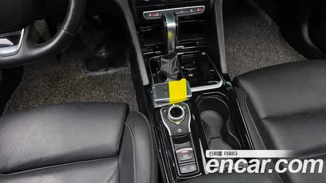 2019 Renault SM6 2.0 GDe LE Sold VIN KNMA4C2BMKP062692 – exterior detail 2019 Renault SM6 2.0 GDe LE Sold VIN KNMA4C2BMKP062692 – exterior detail