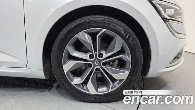 2019 Renault SM6 2.0 GDe LE Sold VIN KNMA4C2BMKP063374 – odometer reading 2019 Renault SM6 2.0 GDe LE Sold VIN KNMA4C2BMKP063374 – odometer reading