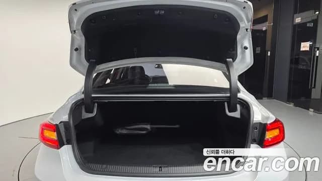 2019 Renault SM6 2.0 GDe LE Sold VIN KNMA4C2BMKP063374 – photo 25 2019 Renault SM6 2.0 GDe LE Sold VIN KNMA4C2BMKP063374 – photo 25
