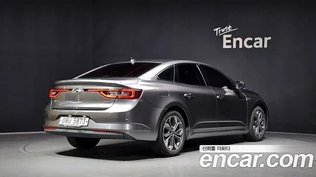 2019 Renault SM6 2.0 GDe RE Sold VIN KNMA4C2BMKP063911 – front exterior 2019 Renault SM6 2.0 GDe RE Sold VIN KNMA4C2BMKP063911 – front exterior