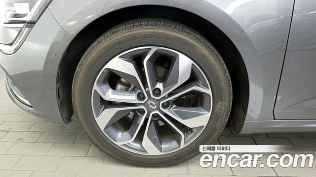 2019 Renault SM6 2.0 GDe LE Sold VIN KNMA4C2BMKP065798 – photo 23 2019 Renault SM6 2.0 GDe LE Sold VIN KNMA4C2BMKP065798 – photo 23