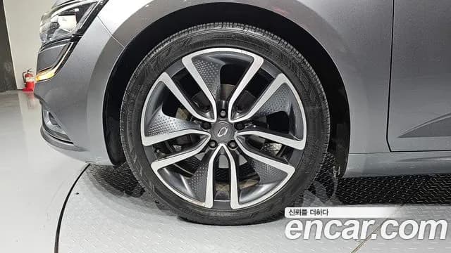2019 Renault SM6 2.0 GDe LE Sold VIN KNMA4C2BMKP066914 – photo 17 2019 Renault SM6 2.0 GDe LE Sold VIN KNMA4C2BMKP066914 – photo 17