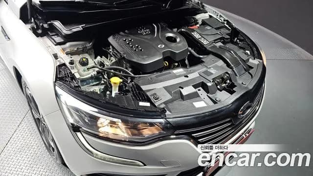 2019 Renault SM6 2.0 GDe LE Sold VIN KNMA4C2BMKP068120 – interior seats 2019 Renault SM6 2.0 GDe LE Sold VIN KNMA4C2BMKP068120 – interior seats