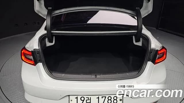 2019 Renault SM6 2.0 GDe LE Sold VIN KNMA4C2BMKP068120 – photo 14 2019 Renault SM6 2.0 GDe LE Sold VIN KNMA4C2BMKP068120 – photo 14