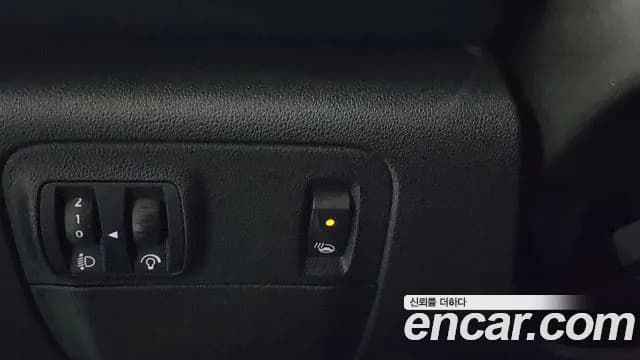 2019 Renault SM6 2.0 GDe SE Sold VIN KNMA4C2BMKP070311 – undercarriage 2019 Renault SM6 2.0 GDe SE Sold VIN KNMA4C2BMKP070311 – undercarriage