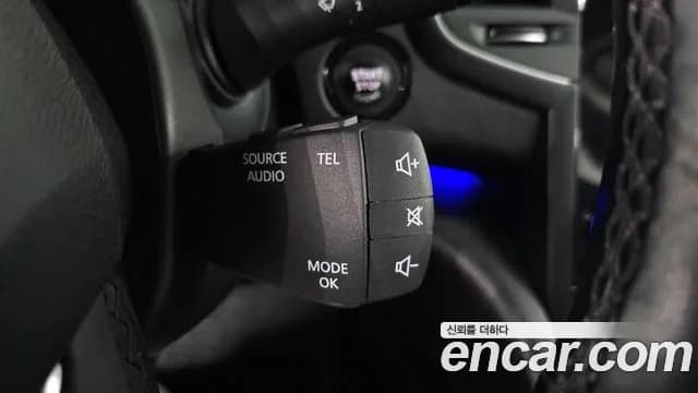 2017 Renault SM6 2.0 LPe RE (Disabled) Sold VIN KNMA4C2CMHP013892 – engine bay 2017 Renault SM6 2.0 LPe RE (Disabled) Sold VIN KNMA4C2CMHP013892 – engine bay