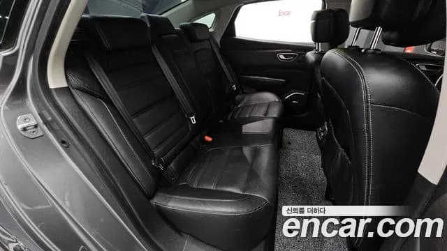 2017 Renault SM6 2.0 LPe RE (Disabled) Sold VIN KNMA4C2CMHP013892 – exterior detail 2017 Renault SM6 2.0 LPe RE (Disabled) Sold VIN KNMA4C2CMHP013892 – exterior detail