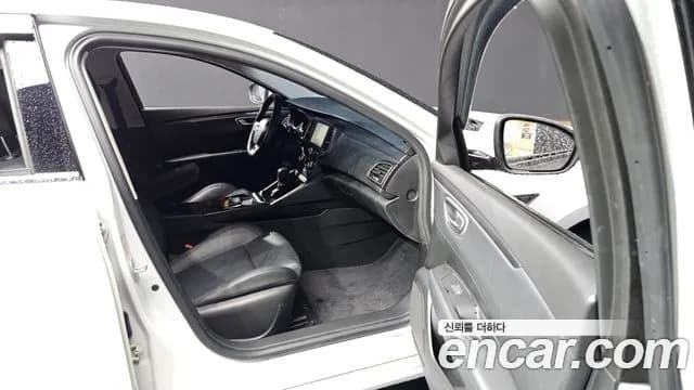2017 Renault SM6 2.0 LPe SE (Disabled) Sold VIN KNMA4C2CMHP018468 – odometer reading 2017 Renault SM6 2.0 LPe SE (Disabled) Sold VIN KNMA4C2CMHP018468 – odometer reading