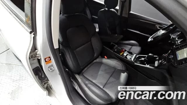 2017 Renault SM6 2.0 LPe SE (Disabled) Sold VIN KNMA4C2CMHP018468 – photo 18 2017 Renault SM6 2.0 LPe SE (Disabled) Sold VIN KNMA4C2CMHP018468 – photo 18