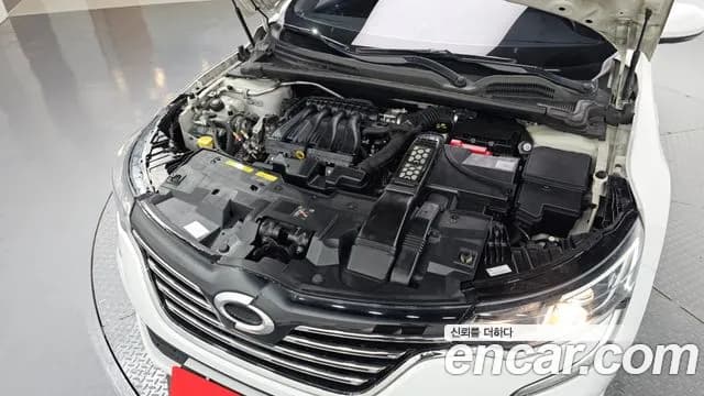 2017 Renault SM6 2.0 LPe SE (Rental car) Sold VIN KNMA4C2CMHP018565 – front exterior 2017 Renault SM6 2.0 LPe SE (Rental car) Sold VIN KNMA4C2CMHP018565 – front exterior