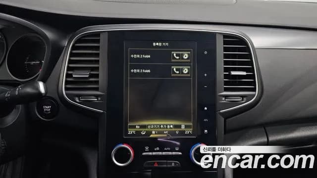2017 Renault SM6 2.0 LPe SE (Rental car) Sold VIN KNMA4C2CMHP018565 – interior seats 2017 Renault SM6 2.0 LPe SE (Rental car) Sold VIN KNMA4C2CMHP018565 – interior seats