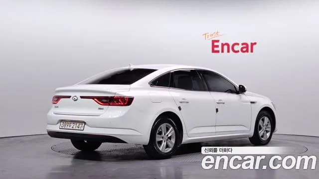 2017 Renault SM6 2.0 LPe SE (Rental car) Sold VIN KNMA4C2CMHP018565 – photo 15 2017 Renault SM6 2.0 LPe SE (Rental car) Sold VIN KNMA4C2CMHP018565 – photo 15