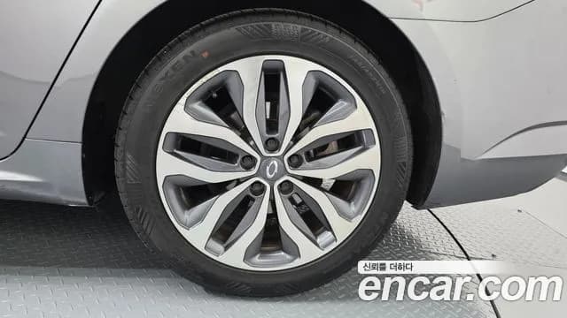 2017 Renault SM6 2.0 LPe LE (Disabled) Sold VIN KNMA4C2CMHP018608 – photo 22 2017 Renault SM6 2.0 LPe LE (Disabled) Sold VIN KNMA4C2CMHP018608 – photo 22