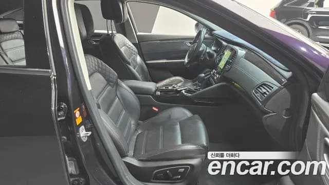 2017 Renault SM6 2.0 LPe RE (Disabled) Sold VIN KNMA4C2CMHP018667 – exterior detail 2017 Renault SM6 2.0 LPe RE (Disabled) Sold VIN KNMA4C2CMHP018667 – exterior detail