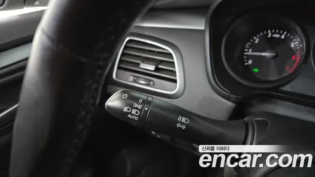 2019 Renault SM6 2.0 LPe SE (Rental car) Sold VIN KNMA4C2CMKP025122 – odometer reading 2019 Renault SM6 2.0 LPe SE (Rental car) Sold VIN KNMA4C2CMKP025122 – odometer reading