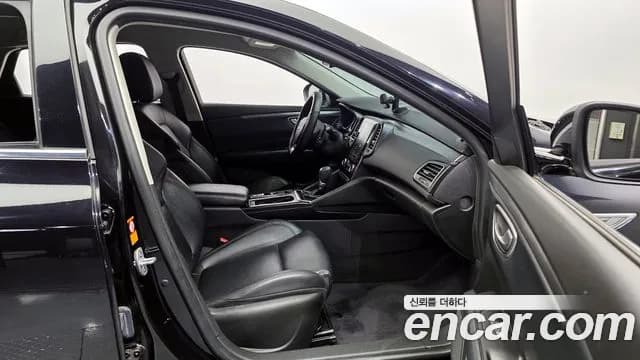 2019 Renault SM6 2.0 LPe SE (Disabled) Sold VIN KNMA4C2CMKP027607 – rear exterior 2019 Renault SM6 2.0 LPe SE (Disabled) Sold VIN KNMA4C2CMKP027607 – rear exterior