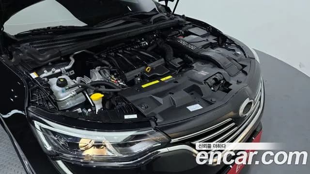 2019 Renault SM6 2.0 LPe SE (Disabled) Sold VIN KNMA4C2CMKP027607 – exterior detail 2019 Renault SM6 2.0 LPe SE (Disabled) Sold VIN KNMA4C2CMKP027607 – exterior detail