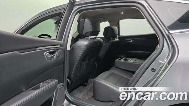 2019 Renault SM6 2.0 LPe LE Sold VIN KNMA4C2CMKP028334 – engine bay 2019 Renault SM6 2.0 LPe LE Sold VIN KNMA4C2CMKP028334 – engine bay
