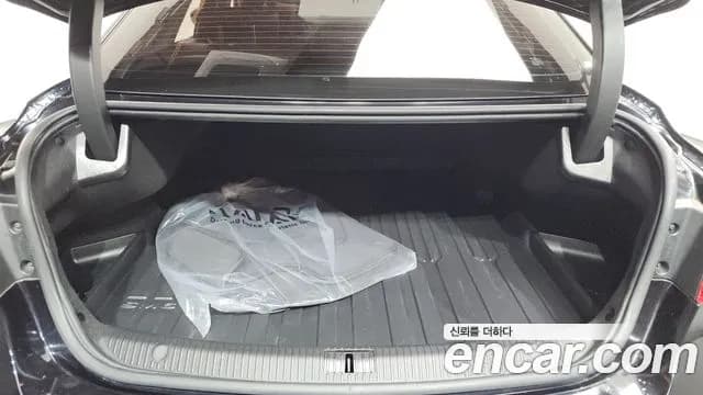 2019 Renault SM6 2.0 LPe LE Sold VIN KNMA4C2CMKP028568 – photo 17 2019 Renault SM6 2.0 LPe LE Sold VIN KNMA4C2CMKP028568 – photo 17