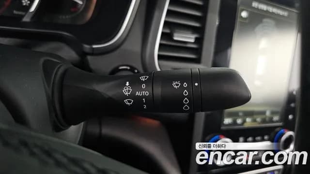 2019 Renault SM6 2.0 LPe RE (Disabled) Sold VIN KNMA4C2CMKP028570 – engine bay 2019 Renault SM6 2.0 LPe RE (Disabled) Sold VIN KNMA4C2CMKP028570 – engine bay