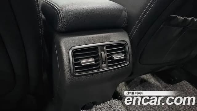 2020 Renault SM6 2.0 LPe RE Sold VIN KNMA4C2CMLP038090 – trunk area 2020 Renault SM6 2.0 LPe RE Sold VIN KNMA4C2CMLP038090 – trunk area
