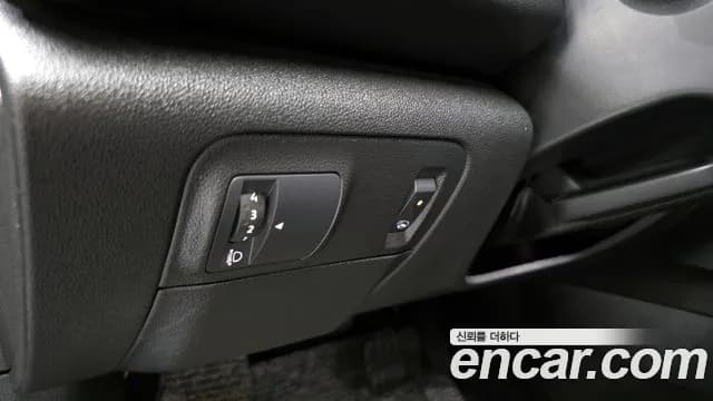 2020 Renault SM6 2.0 LPe SE Sold VIN KNMA4C2CMLP039107 – photo 12 2020 Renault SM6 2.0 LPe SE Sold VIN KNMA4C2CMLP039107 – photo 12