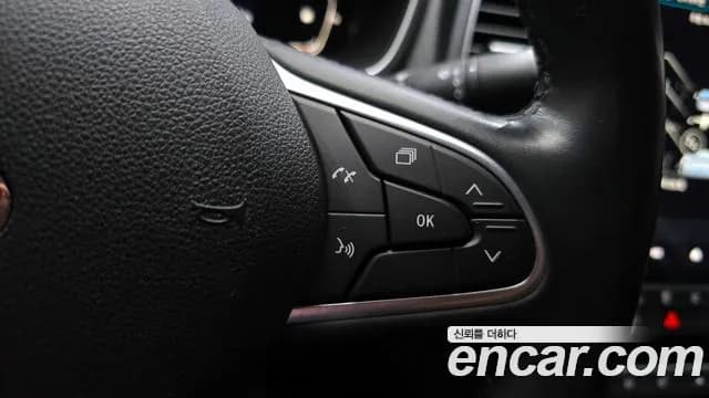 2022 Renault The New SM6 2.0 LPe LE Sold VIN KNMA4C2CMNP041733 – exterior detail 2022 Renault The New SM6 2.0 LPe LE Sold VIN KNMA4C2CMNP041733 – exterior detail
