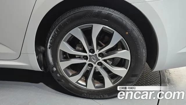 2022 Renault The New SM6 2.0 LPe LE Sold VIN KNMA4C2CMNP041733 – photo 11 2022 Renault The New SM6 2.0 LPe LE Sold VIN KNMA4C2CMNP041733 – photo 11
