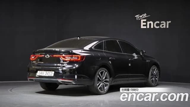 2017 Renault SM6 1.6 TCe RE Sold VIN KNMA4C2HMHP013490 – exterior detail 2017 Renault SM6 1.6 TCe RE Sold VIN KNMA4C2HMHP013490 – exterior detail