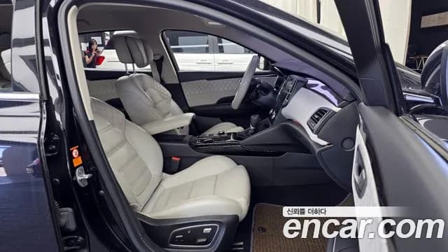 2017 Renault SM6 1.6 TCe RE Sold VIN KNMA4C2HMHP013490 – odometer reading 2017 Renault SM6 1.6 TCe RE Sold VIN KNMA4C2HMHP013490 – odometer reading