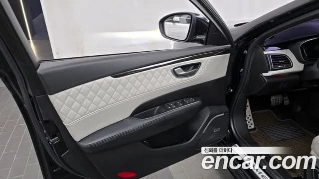 2017 Renault SM6 1.6 TCe RE Sold VIN KNMA4C2HMHP013490 – photo 11 2017 Renault SM6 1.6 TCe RE Sold VIN KNMA4C2HMHP013490 – photo 11