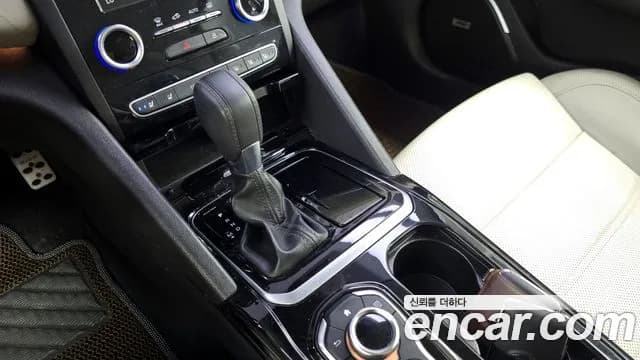 2017 Renault SM6 1.6 TCe RE Sold VIN KNMA4C2HMHP013490 – photo 15 2017 Renault SM6 1.6 TCe RE Sold VIN KNMA4C2HMHP013490 – photo 15