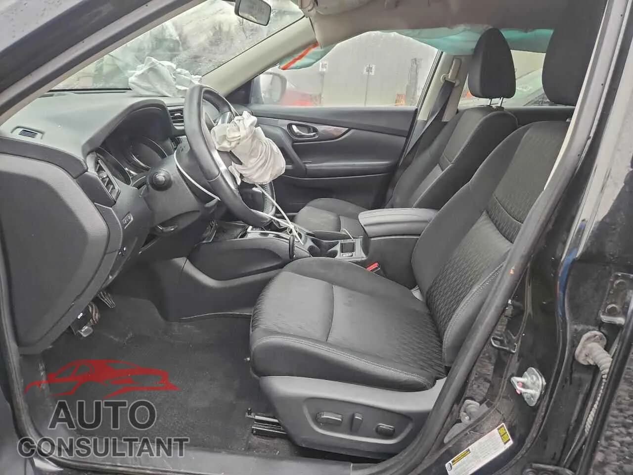 2018 NISSAN ROGUE Damaged VIN KNMAT2MV2JP622458 – exterior detail 2018 NISSAN ROGUE Damaged VIN KNMAT2MV2JP622458 – exterior detail