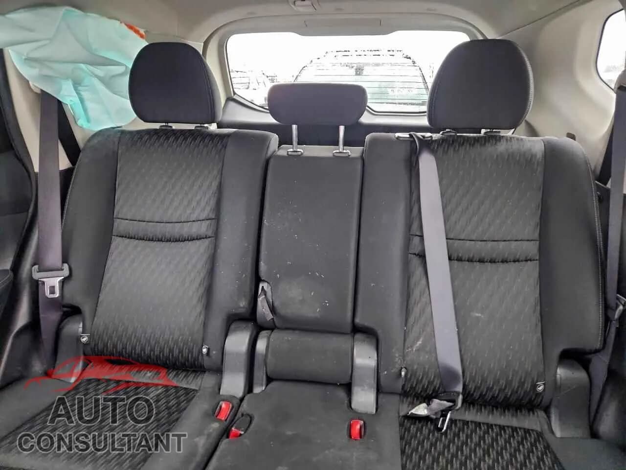 2018 NISSAN ROGUE Damaged VIN KNMAT2MV2JP622458 – odometer reading 2018 NISSAN ROGUE Damaged VIN KNMAT2MV2JP622458 – odometer reading