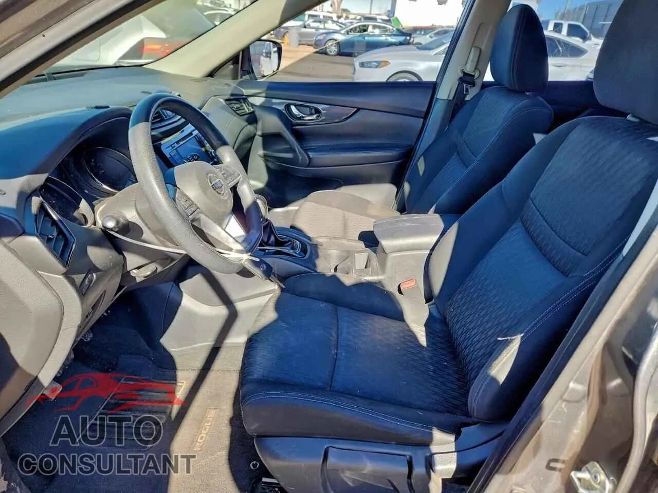 2018 NISSAN ROGUE Damaged VIN KNMAT2MV4JP516268 – exterior detail 2018 NISSAN ROGUE Damaged VIN KNMAT2MV4JP516268 – exterior detail