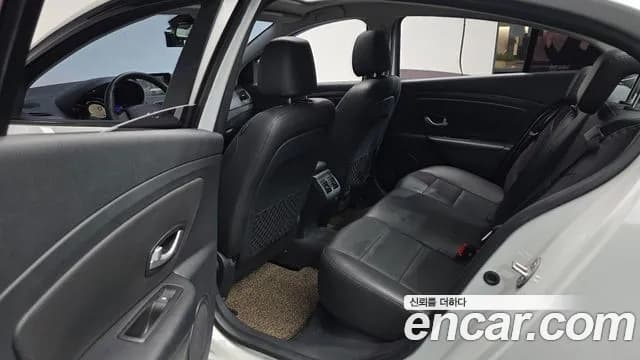 2017 Renault SM3 Neo LE Sold VIN KNMC4C2HMHP201732 – photo 16 2017 Renault SM3 Neo LE Sold VIN KNMC4C2HMHP201732 – photo 16