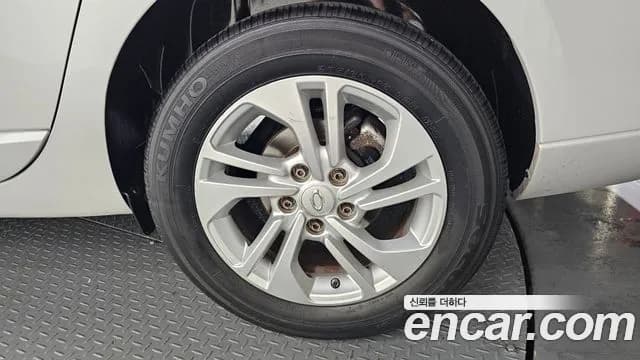2018 Renault SM3 Neo LE Sold VIN KNMC4C2HMJP204253 – undercarriage 2018 Renault SM3 Neo LE Sold VIN KNMC4C2HMJP204253 – undercarriage
