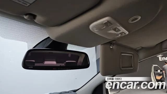 2018 Renault SM3 Neo SE Sold VIN KNMC4C2HMJP207511 – front exterior 2018 Renault SM3 Neo SE Sold VIN KNMC4C2HMJP207511 – front exterior
