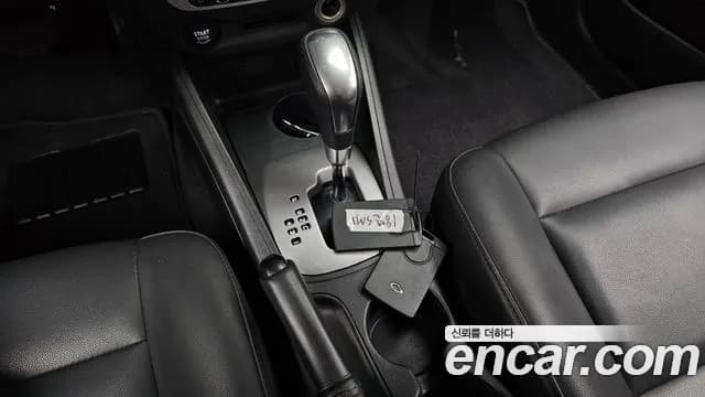 2018 Renault SM3 Neo SE Sold VIN KNMC4C2HMJP208297 – interior seats 2018 Renault SM3 Neo SE Sold VIN KNMC4C2HMJP208297 – interior seats