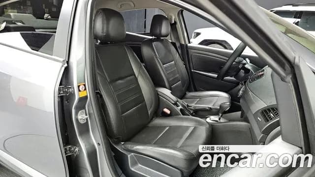 2018 Renault SM3 Neo PE Sold VIN KNMC4C2HMJP208329 – engine bay 2018 Renault SM3 Neo PE Sold VIN KNMC4C2HMJP208329 – engine bay