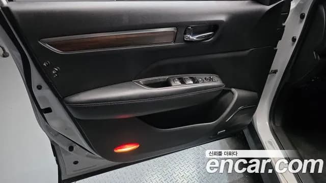 2020 Renault The New QM6 2.0 GDe RE Signature 2WD Sold VIN KNME5C2B0LP059312 – rear exterior 2020 Renault The New QM6 2.0 GDe RE Signature 2WD Sold VIN KNME5C2B0LP059312 – rear exterior