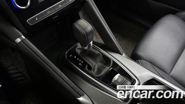 2020 Renault The New QM6 2.0 GDe LE 2WD Sold VIN KNME5C2B0LP060122 – exterior detail 2020 Renault The New QM6 2.0 GDe LE 2WD Sold VIN KNME5C2B0LP060122 – exterior detail