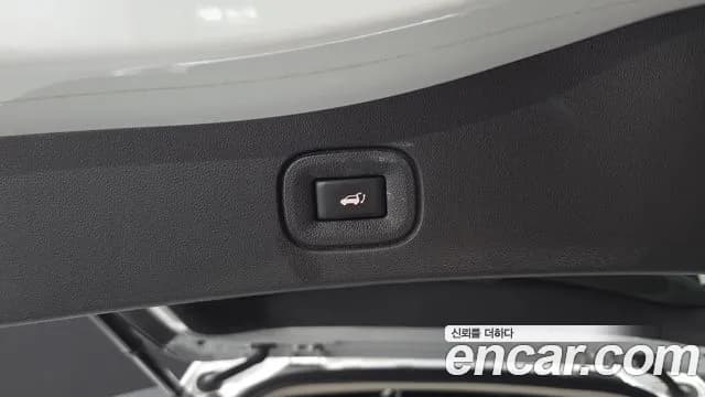 2020 Renault The New QM6 2.0 GDe PREMIERE 2WD Sold VIN KNME5C2B1LP070206 – side profile 2020 Renault The New QM6 2.0 GDe PREMIERE 2WD Sold VIN KNME5C2B1LP070206 – side profile